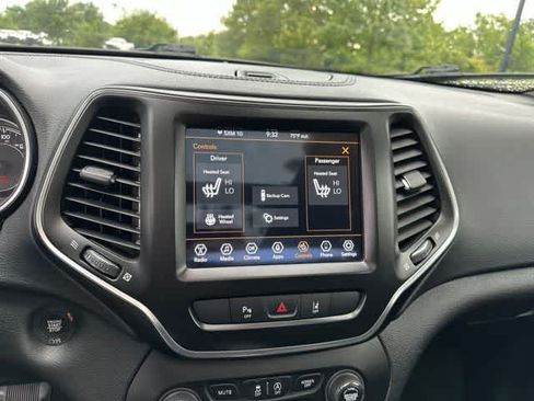 Used 2021 Jeep Cherokee Latitude Lux 80th Anniv w/ Quick Order Package 26U 80TH AWD/4WD image 14