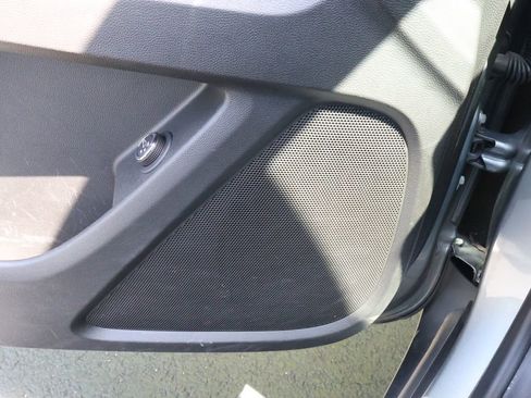 Used 2023 Chevrolet Traverse LT w/ LPO, Floor Liner Package AWD/4WD image 39