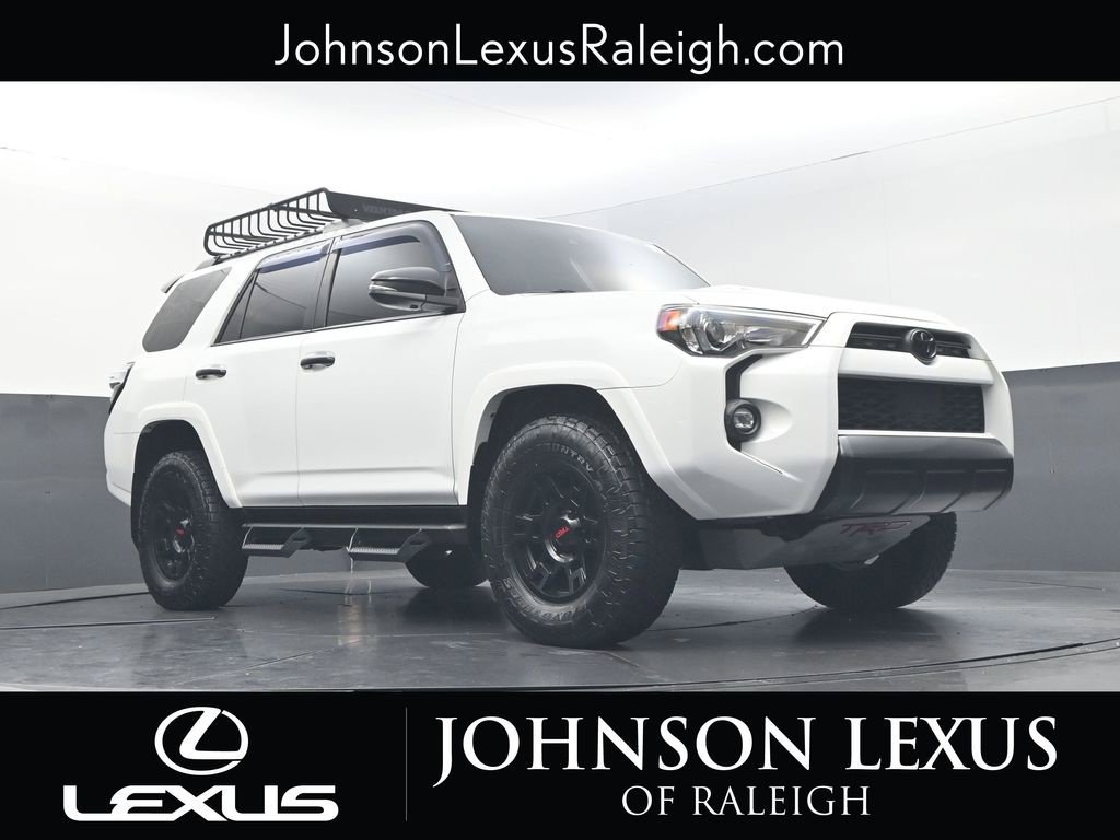 Used 2021 Toyota 4Runner Venture w/ Moonroof Package AWD/4WD image 14