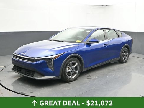 Used 2025 Kia K4 FWD image 9