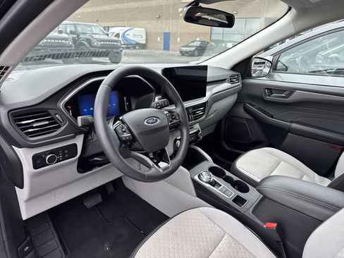 Used 2024 Ford Escape Active w/ Tech Pack #1 image 8