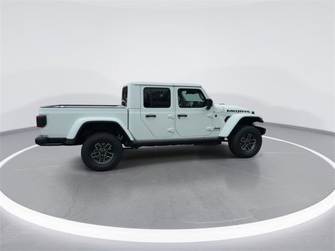 New 2026 Jeep Gladiator Mojave image 9