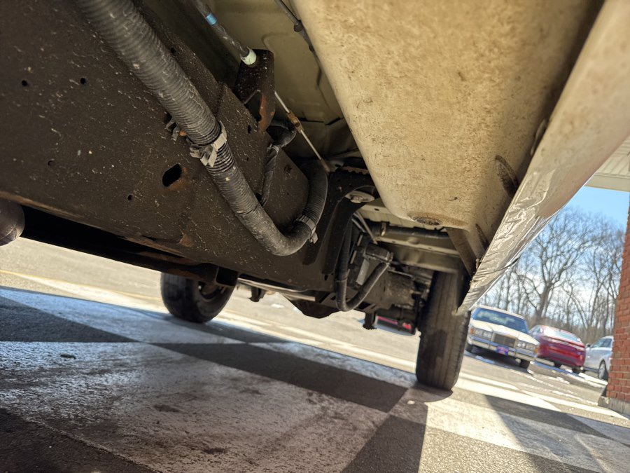 Used 2019 Chevrolet Express 2500 w/ Driver Convenience Package RWD image 48