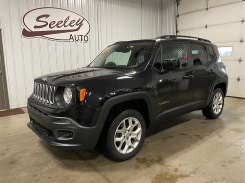 Used 2015 Jeep Renegade Latitude w/ Cold Weather Group image 1