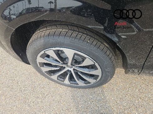 New 2026 Audi Q3 quattro 2.0T AWD/4WD image 7