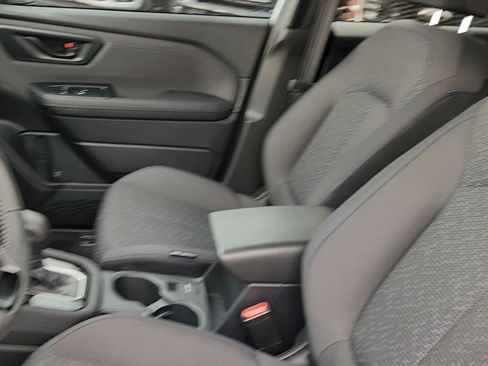 Used 2025 Subaru Forester Premium image 20