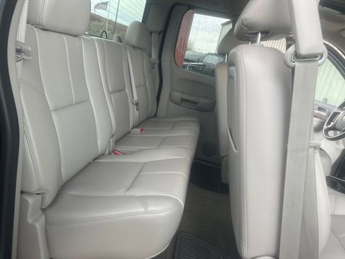 Used 2011 Chevrolet Silverado 3500 LTZ image 22