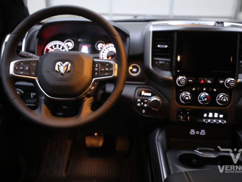 New 2026 RAM 1500 SLT Lonestar Crew Cab 4x4 image 19