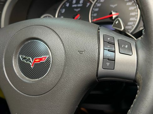 Used 2007 Chevrolet Corvette Coupe 2D w/ Preferred Equipment Group image 23