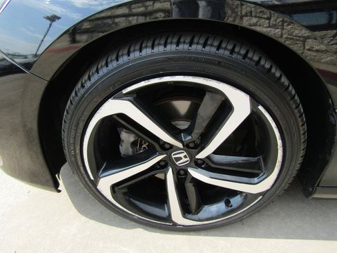 Used 2020 Honda Accord Sport image 7