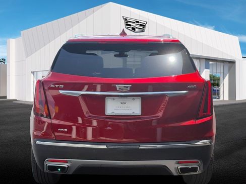 Certified 2023 Cadillac XT5 Premium Luxury w/ Technology Package AWD/4WD image 3