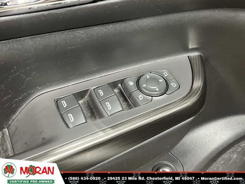 Used 2020 GMC Acadia SLT w/ Driver Alert Package II image 18