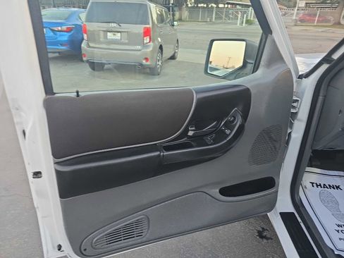 Used 2009 Ford Ranger XLT image 7