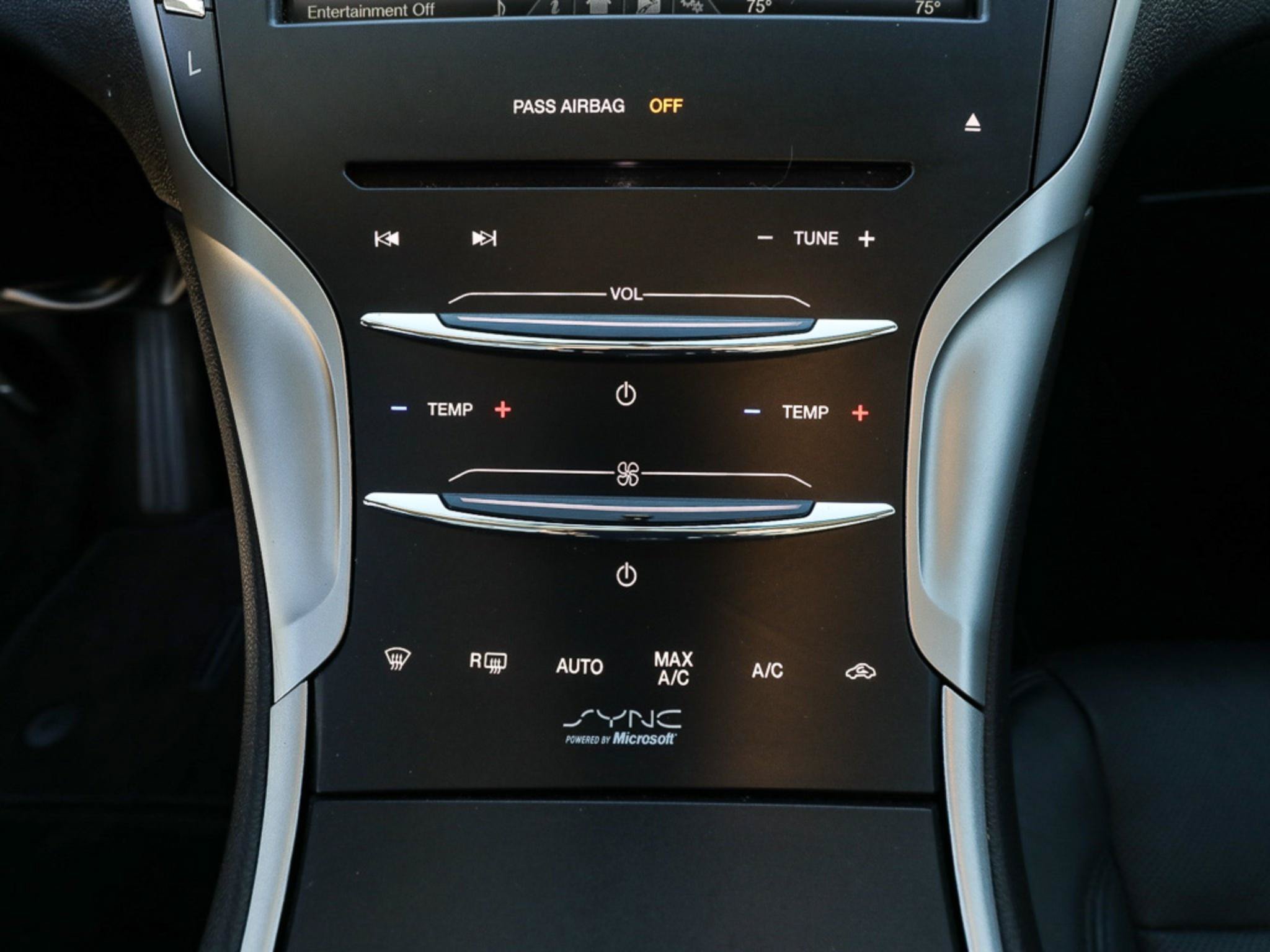Used 2014 Lincoln MKZ Hybrid w/ Equipment Group 202A Reserve FWD image 18