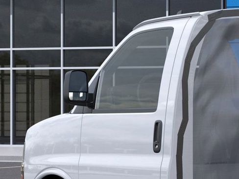 New 2025 Chevrolet Express 3500 w/ Power Convenience Package image 12