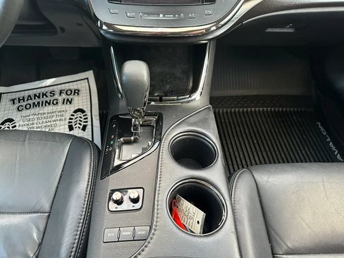Used 2018 Toyota Avalon XLE Plus FWD image 27