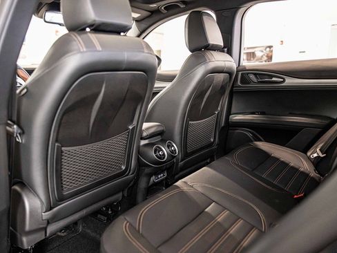 New 2025 Alfa Romeo Stelvio Sprint AWD/4WD image 35