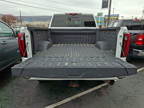 Used 2024 GMC Sierra 2500 Denali Ultimate AWD/4WD image 28