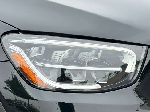 Used 2022 Mercedes-Benz GLC 300 4MATIC image 11