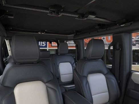 New 2026 Ford Bronco Outer Banks w/ Sasquatch Package AWD/4WD image 12