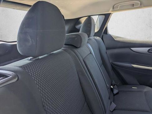 Used 2021 Nissan Rogue Sport S FWD image 12