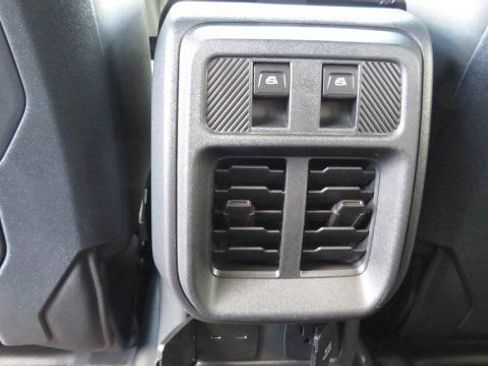 New 2025 Ford Bronco Big Bend w/ Black Diamond Package AWD/4WD image 16