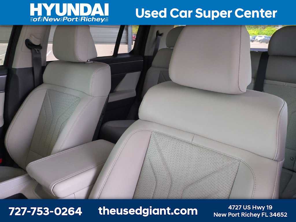 Certified 2025 Hyundai Santa Fe SEL FWD image 7
