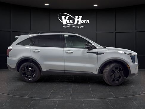 Used 2025 Kia Sorento SX Prestige AWD/4WD image 8