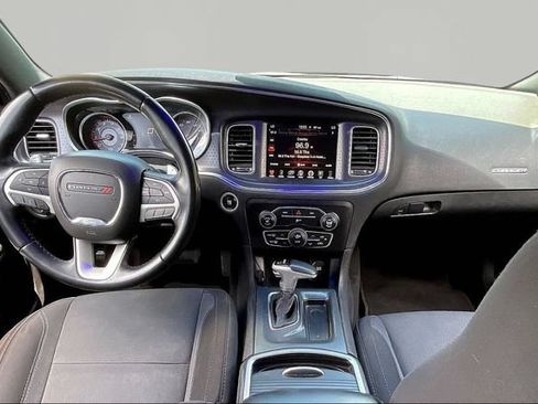 Used 2016 Dodge Charger R/T RWD image 7
