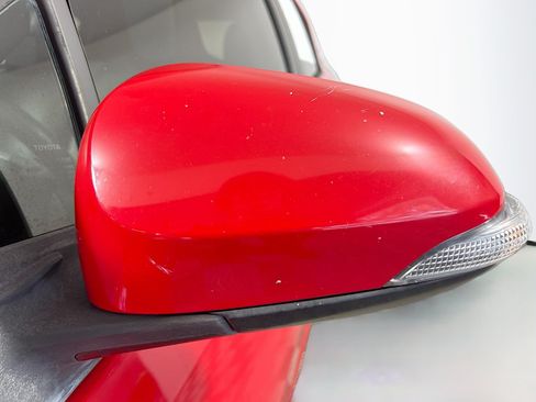 Used 2015 Toyota Prius C One FWD image 13
