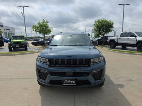 New 2026 Jeep Grand Cherokee Limited AWD/4WD image 8