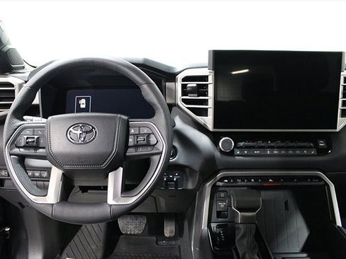 Used 2025 Toyota Tundra Limited image 13