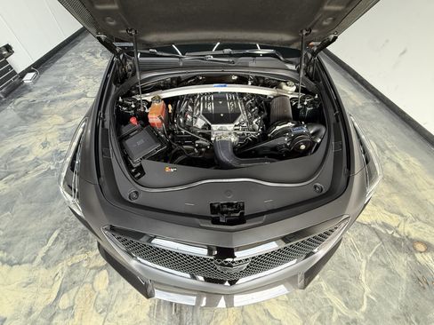 Used 2017 Cadillac CTS V w/ Carbon Fiber Package RWD image 33