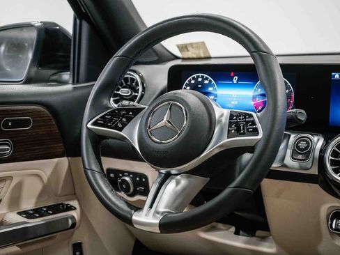 Used 2026 Mercedes-Benz GLB 250 image 15