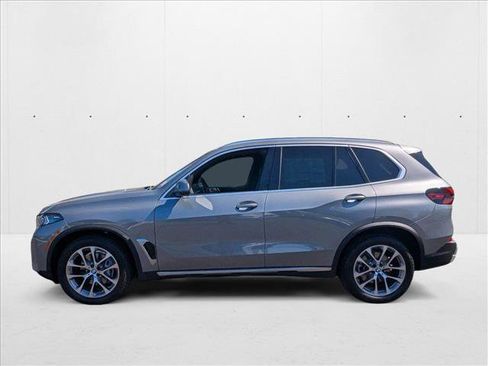 Used 2026 BMW X5 xDrive40i AWD/4WD image 5