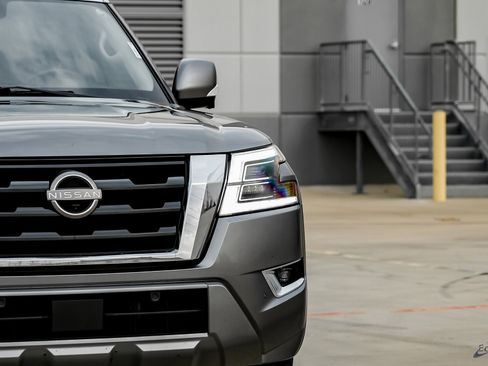 Used 2021 Nissan Armada SL w/ Captain's Chairs Package image 26