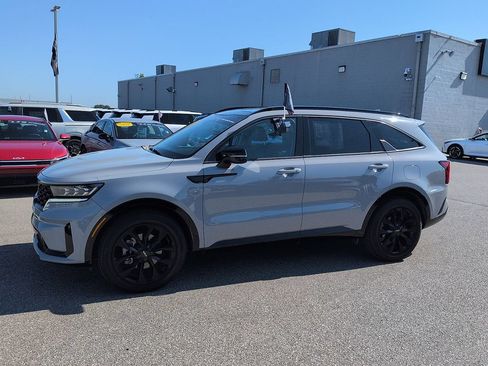 Used 2022 Kia Sorento SX FWD image 4