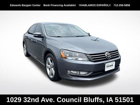 Used 2015 Volkswagen Passat 1.8T S FWD image 1
