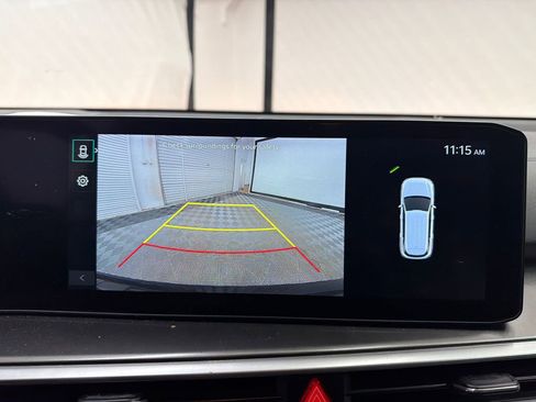 Used 2024 Kia Sorento S image 29