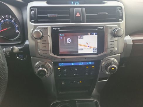 Used 2016 Toyota 4Runner Limited image 25