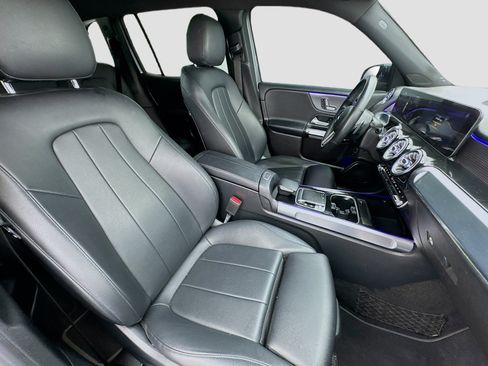 Used 2020 Mercedes-Benz GLB 250 image 19