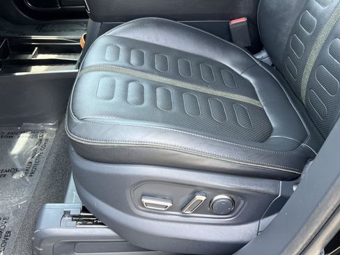 Used 2022 Rivian R1T Adventure AWD/4WD image 29