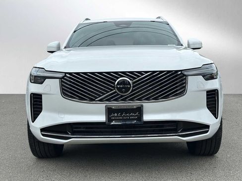 Used 2025 Volvo XC90 B6 Plus w/ Protection Package Premier AWD/4WD image 8