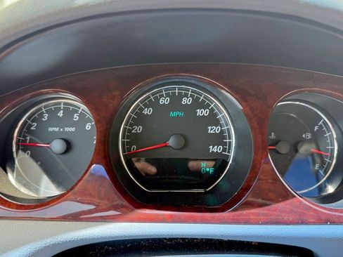 Used 2007 Buick Lucerne CXL w/ Luxury Package FWD image 19