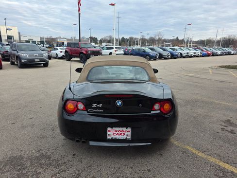Used 2004 BMW Z4 2.5i image 8