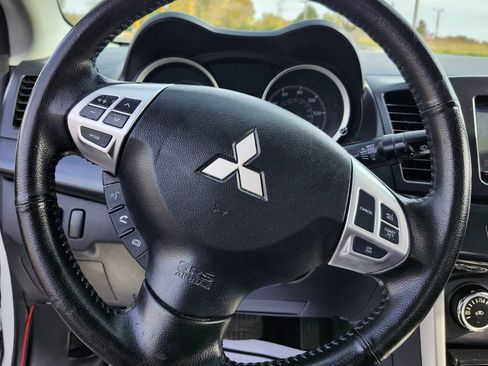 Used 2016 Mitsubishi Lancer SEL image 16