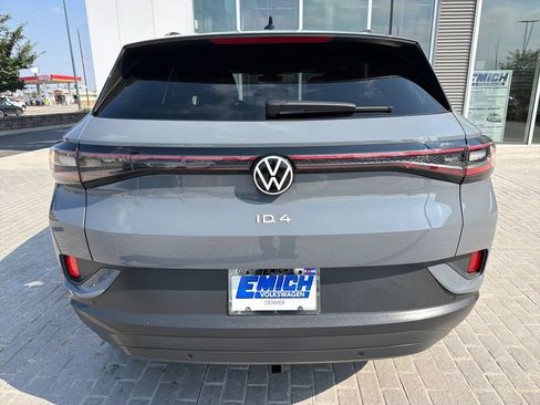 Certified 2025 Volkswagen ID.4 Pro AWD/4WD image 6