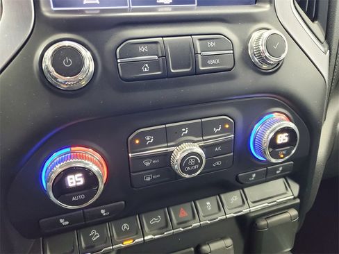 Used 2021 GMC Sierra 1500 Elevation w/ Preferred Package image 24