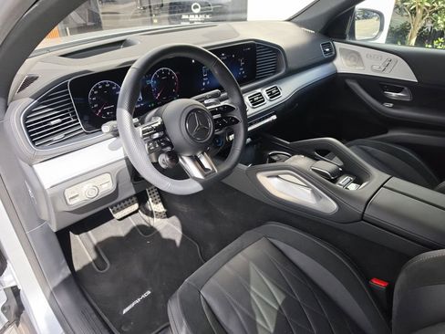 Used 2024 Mercedes-Benz GLE 53 AMG 4MATIC Coupe w/ Driver Assistance Package image 18