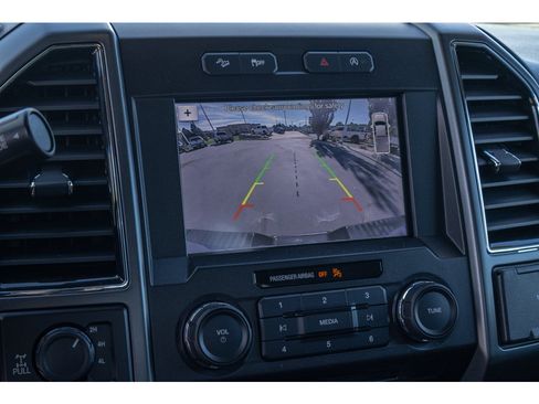 Used 2018 Ford F150 XLT w/ Equipment Group 302A Luxury AWD/4WD image 24